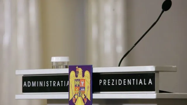 15 PENTRU COTROCENI: Lista celor care şi-au anunţat intenţia de a candida la prezidenţiale
