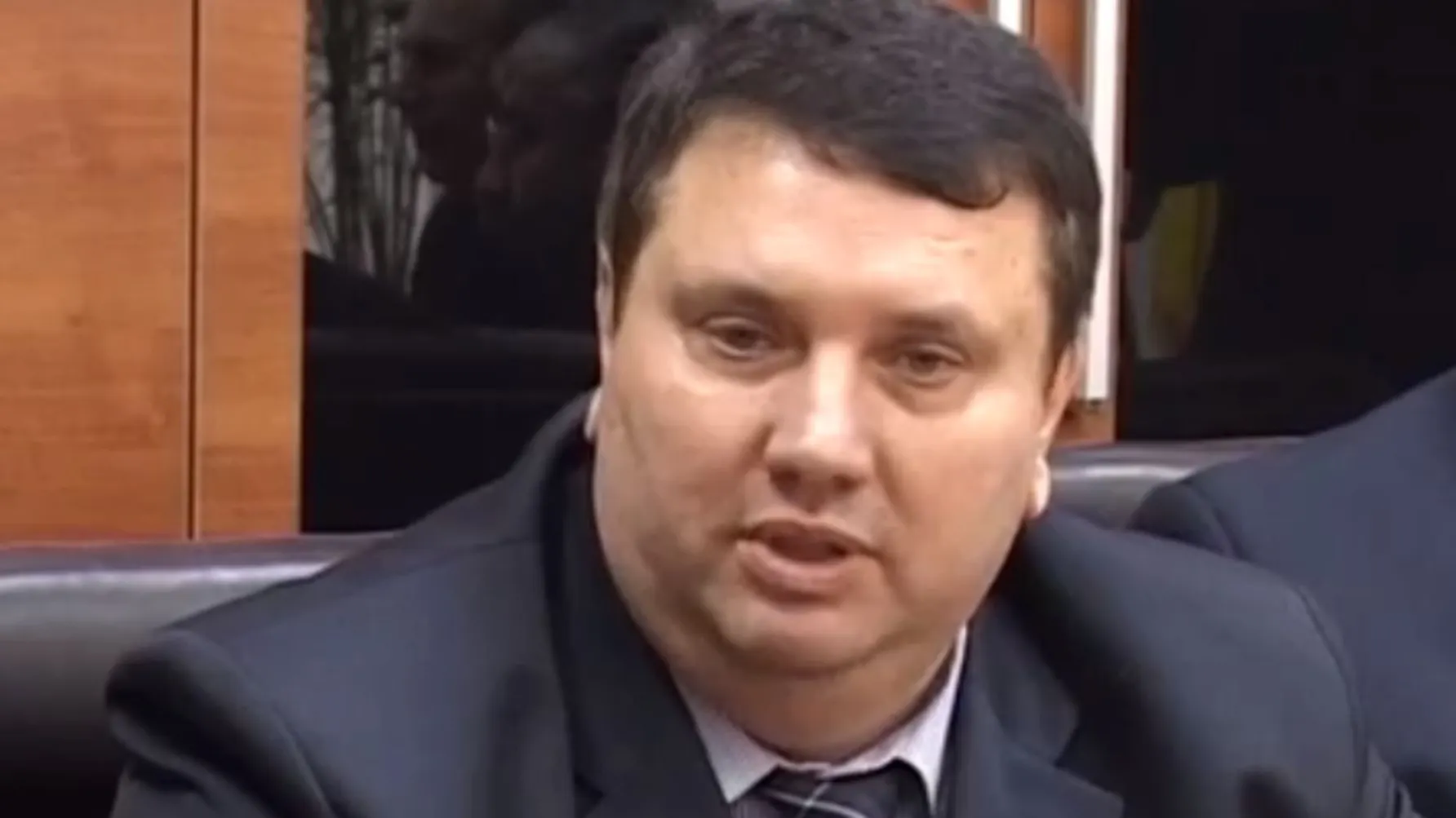 Fostul preşedinte la Consiliului Judeţean Mehedinţi ADRIAN DUICU RĂMÂNE ÎN AREST 