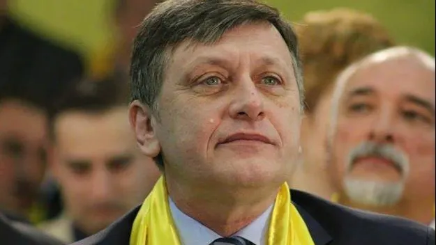 KLAUS IOHANNIS: Crin Antonescu este supărat că nu mai este candidat la Președinție