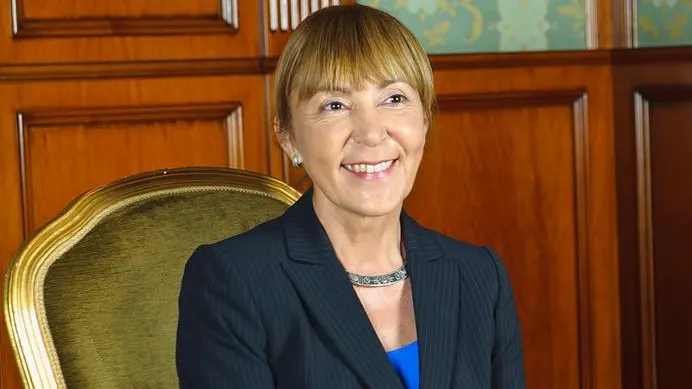 MONICA MACOVEI şi-a lansat candidatura la PREZIDENŢIALE