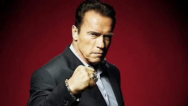 Schwarzenegger dezvăluie pe Instagram titlul noului film "TERMINATOR"