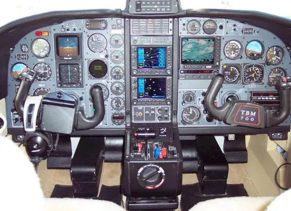 AVION PRĂBUŞIT în Franţa: doi morţi