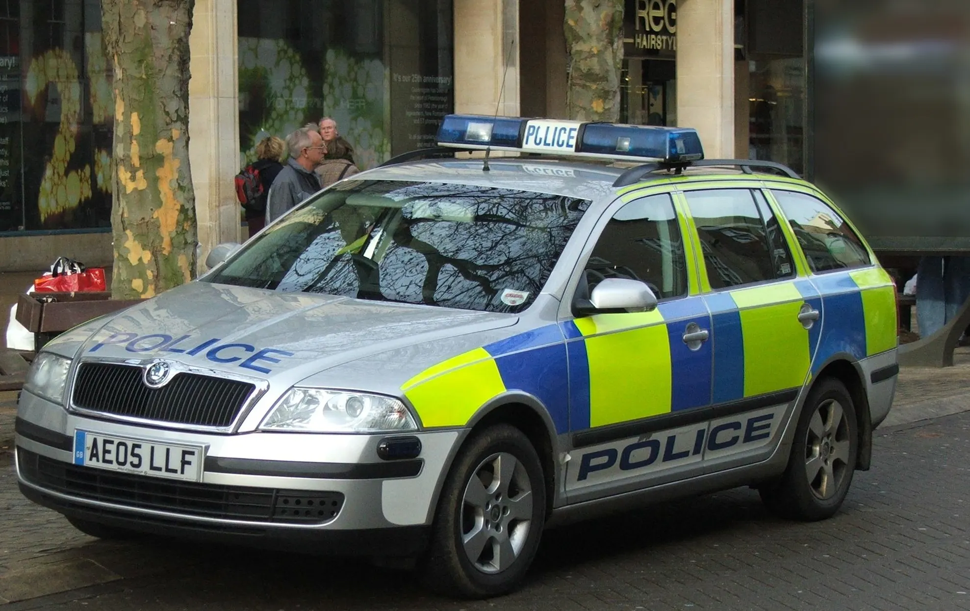 Opt persoane, inclusiv români, au fost salvate de la sclavie într-o fermă din Marea Britanie