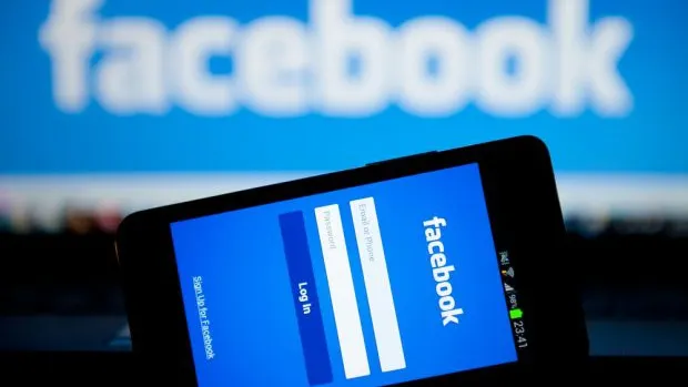 Cum să descarci FILMULEŢELE postate pe FACEBOOK