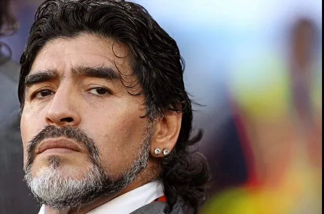 VESTE NĂUCITOARE pentru DIEGO MARADONA. E scandalul anului