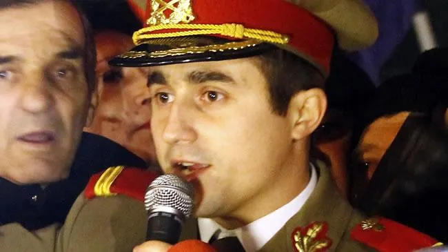 Locotenentul EROU care A PROTESTAT ÎN UNIFORMĂ, ÎNVINGĂTOR în lupta cu statul
