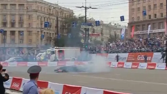 O mașină de Formula 1 a luat foc