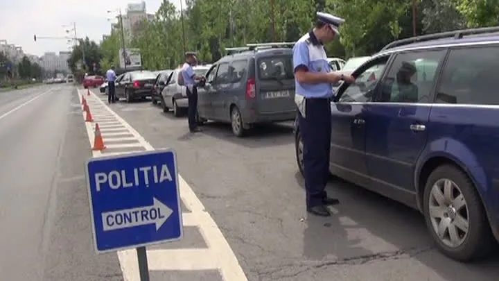 SCHIMBĂRI în legislaţia rutieră, de astăzi. Cum eviți AMENZILE