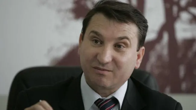 ROMEO STAVARACHE, aflat în arest la domiciliu, A AJUNS LA SPITAL