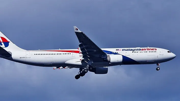 Noi dezvăluiri despre avionul Malaysia Airlines dispărut în martie