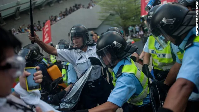MIŞCARE SURPRIZĂ la Hong Kong