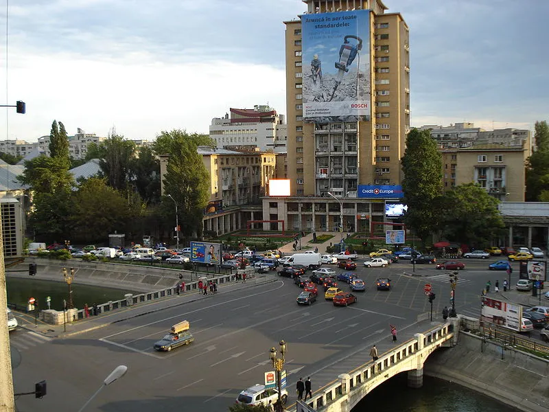 TRAGEDIE în Bucureşti. A murit în urmă cu puţin timp: au încercat să-l salveze, dar nu au reuşit