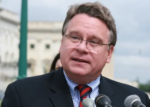 Congressman-ul Chris Smith i-a scris lui Ponta, îngrijorat de schimbarea legii electorale prin OUG
