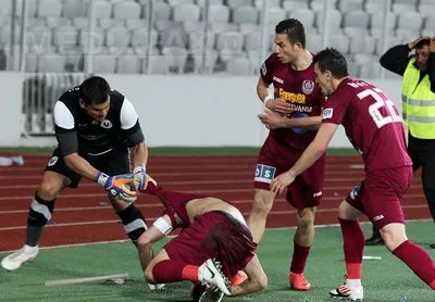 VIOLENŢE la Cluj, între suporterii CFR-ului şi ai lui "U", înainte de derby. IMAGINI-ŞOC