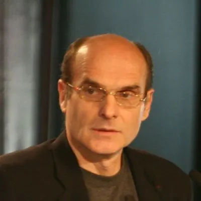 Cristian Tudor Popescu, amendat cu 2.000 de lei pentru discriminarea rromilor