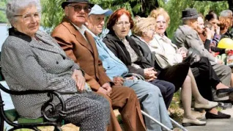 Senatul adoptă legea privind AMNISTIEREA FISCALĂ A PENSIONARILOR cu venituri calculate greşit