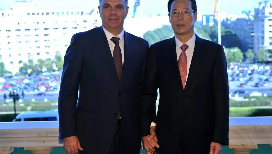 VALERIU ZGONEA, GAFĂ INCREDIBILĂ în fotografia cu vicepremierul Chinei