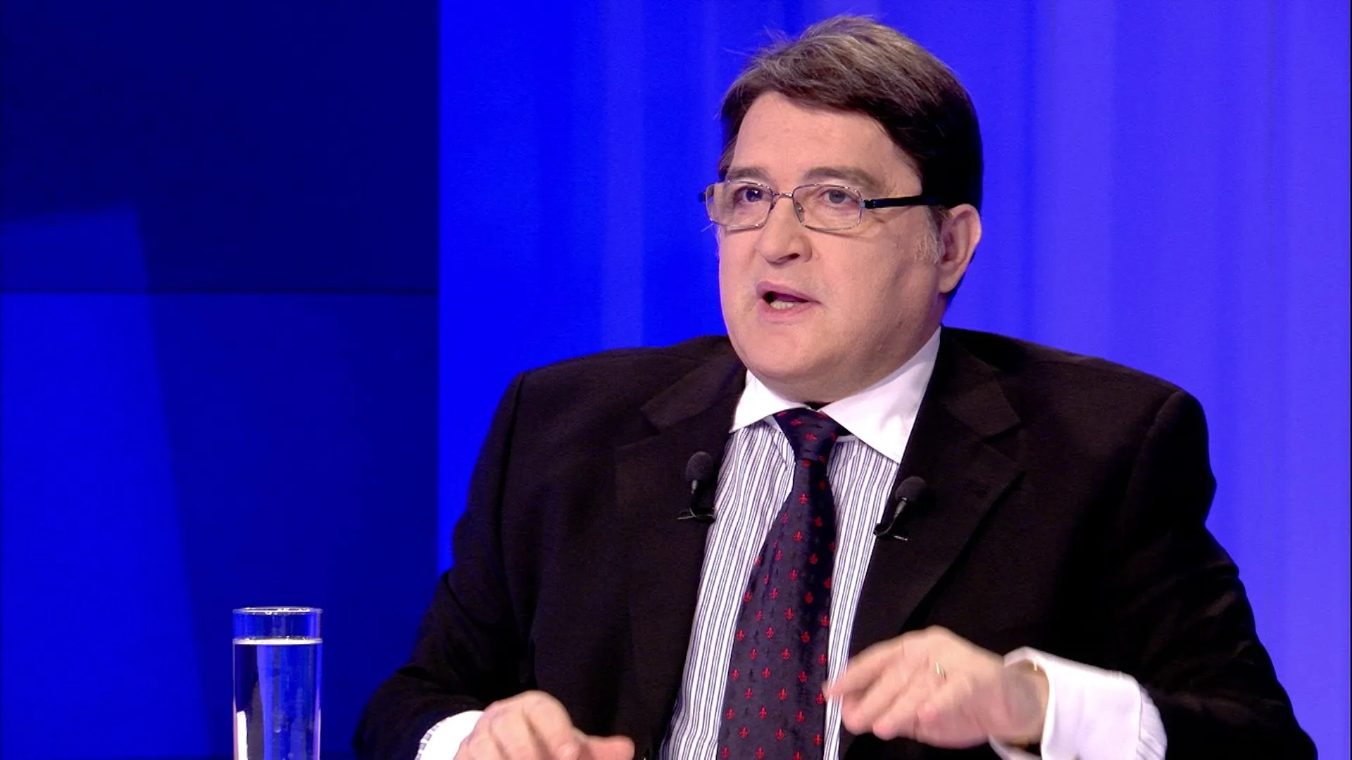 Emil Hurezeanu, despre contractul cu EADS: Nici în țările africane nu se făcea așa ceva