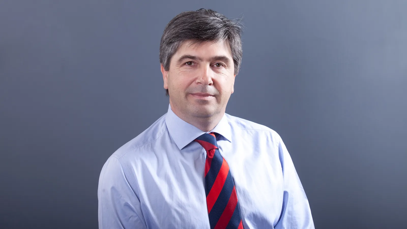 Deputatul DORINEL URSĂRESCU, urmărit PENAL pentru trafic de influenţă 