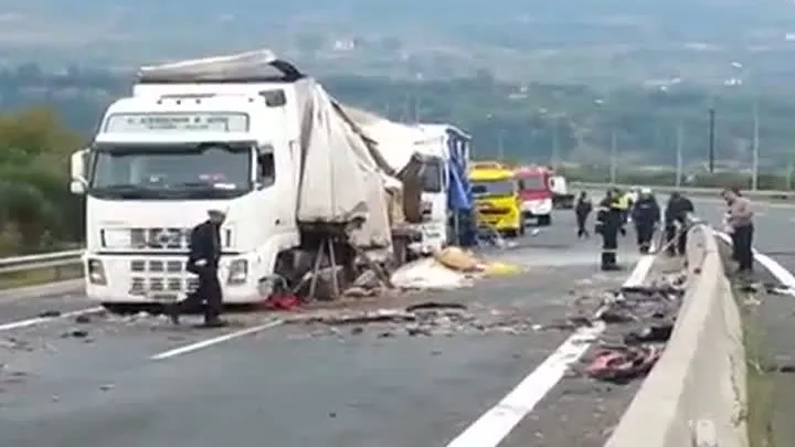 ACCIDENT GRAV, în Grecia. PRIMELE DECLARAȚII ale șoferului român, implicat în carambol