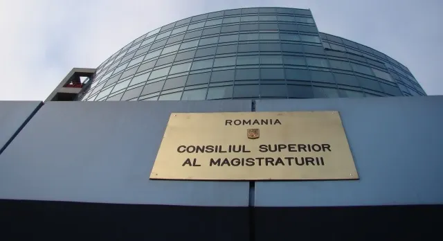 CSM vrea schimbarea procedurii privind ridicarea imunităţii parlamentarilor