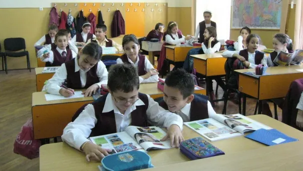 Școlile bucureștene își suspendă activitatea vineri, 31 octombrie și luni, 3 noiembrie