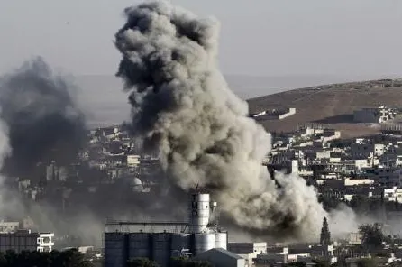SUA lansează ajutoare în Irak, coaliția își continuă loviturile contra SI