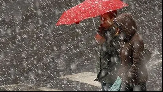 Bucureștiul iese de sub codul galben de ninsori. Unde va mai ninge