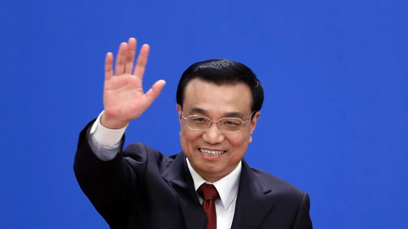 Premierul chinez a fost primit cu brațele deschise, în Rusia. Ce pun la cale cele două țări