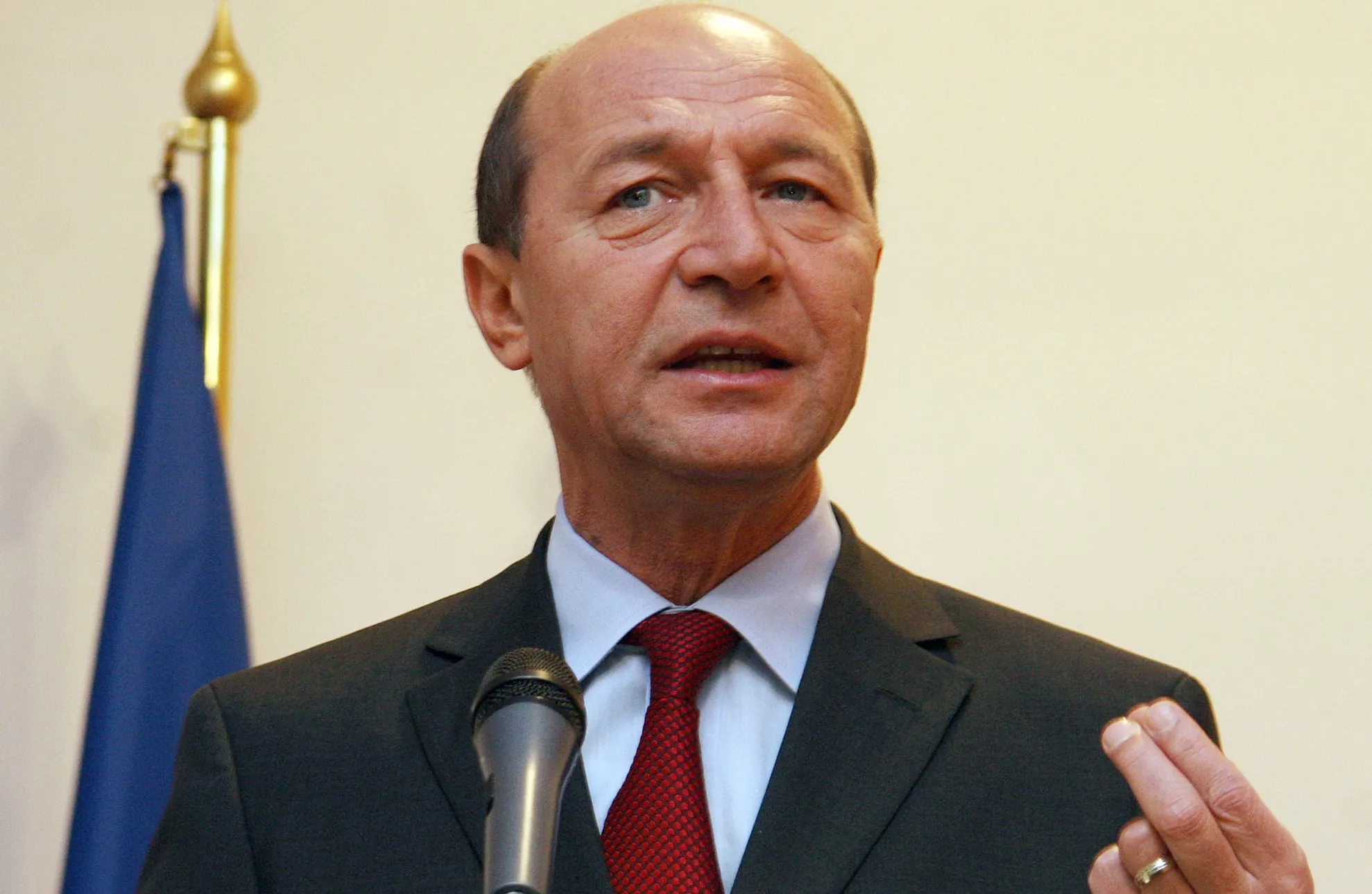 Traian Băsescu: Banii nu au ajuns la Cocoș. Este o minciună