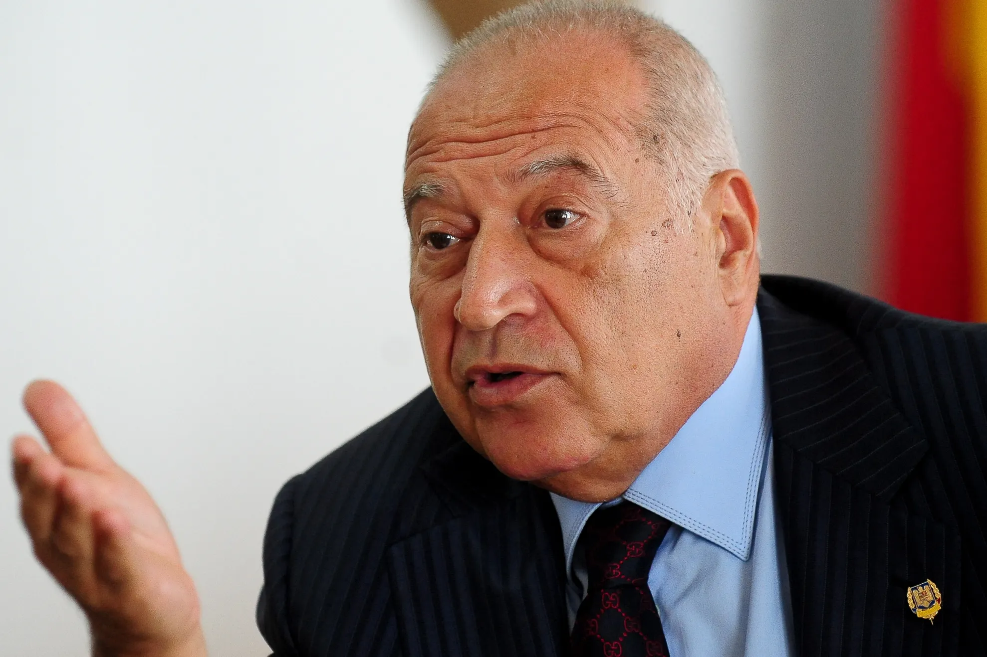 Voiculescu, mesaj pentru judecătoarea care l-a băgat după gratii: Căutați! Căutați! Căutați!