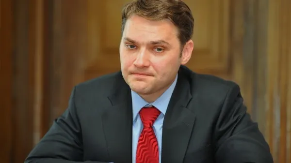 RĂZBOI în PSD. DAN ȘOVA: "Dragnea trebuia să își dea DEMISIA luni după alegeri"