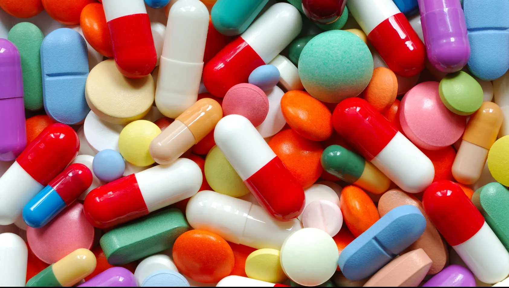 ANTIBIOTICELE, da sau nu? Top 3 lucuri pe care trebuie să le ştii despre ele