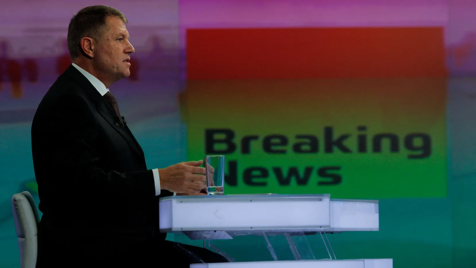 IOHANNIS A RIDICAT TONUL. Cel mai TENSIONAT MOMENT din timpul dezbaterii Ponta-Iohannis
