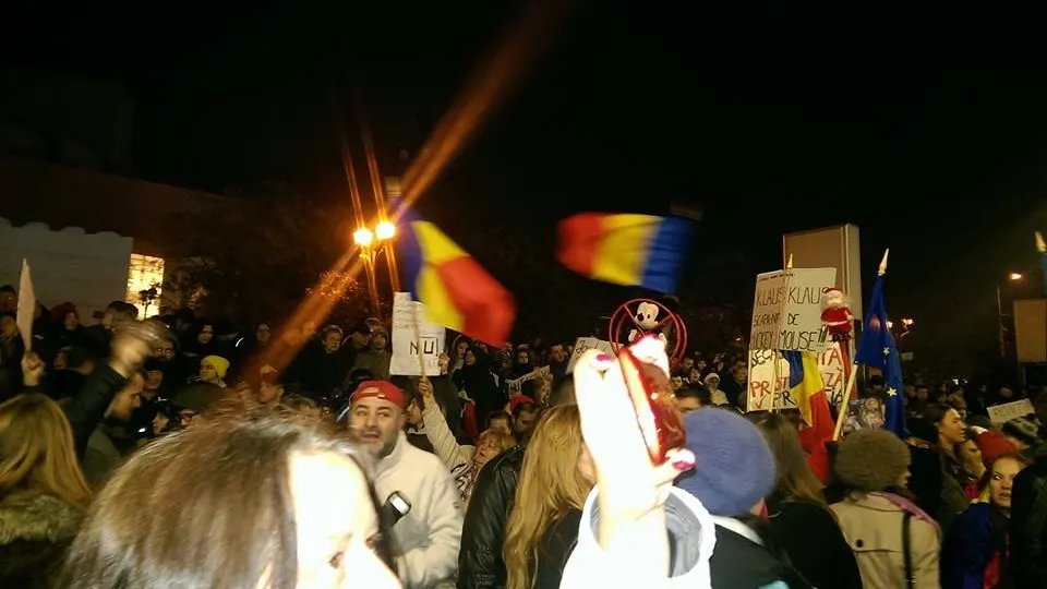 PROTESTE. Românii ies iar în stradă pentru VOT. Ce se anunţă începând cu ora 18:00 în Capitală
