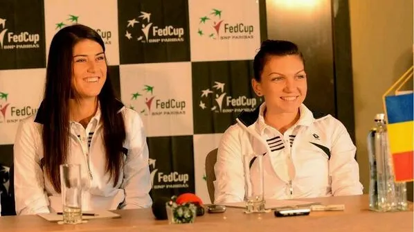 BOMBĂ - Jucătoarea noastră de tenis şi-a adus iubitul în România! L-a prezentat părinţilor