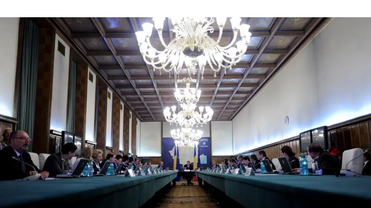 SURSE: LISTA miniştrilor care ar putea fi REMANIAŢI 