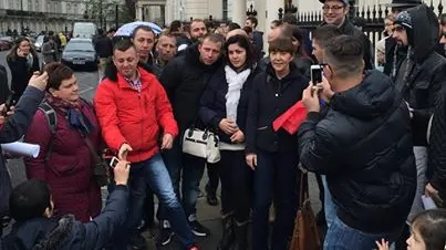 ALEGERI PREZIDENȚIALE 2014 DIASPORA. Macovei, la Londra: Suntem cel puțin 5.500 de români la coadă