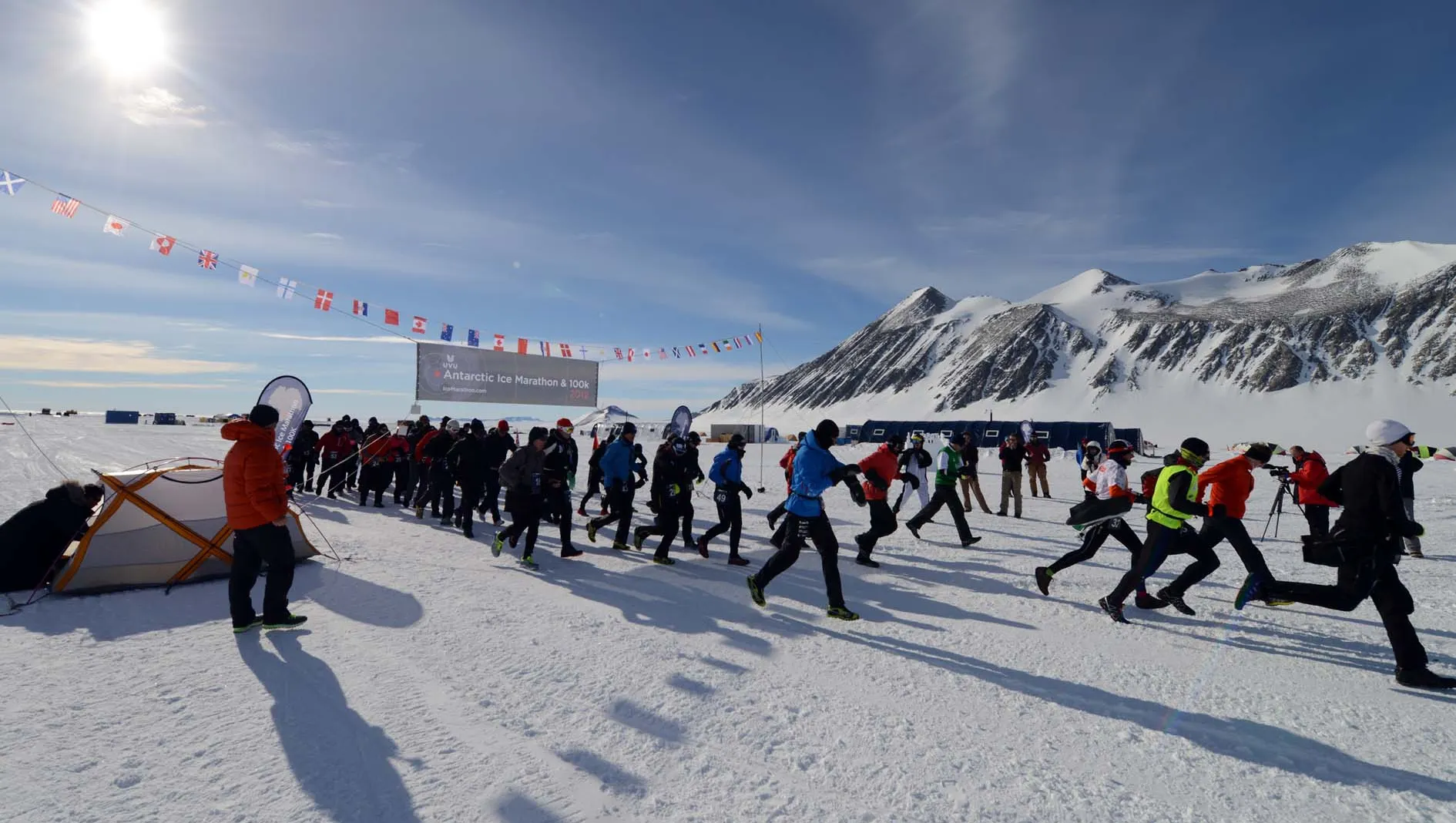 O româncă a câştigat ultramaratonul din Antarctica, de 100 de kilometri