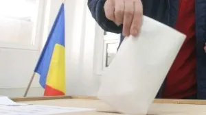 ALEGERI PREZIDENŢIALE. Prezenţă spectaculoasă la urne în Capitală