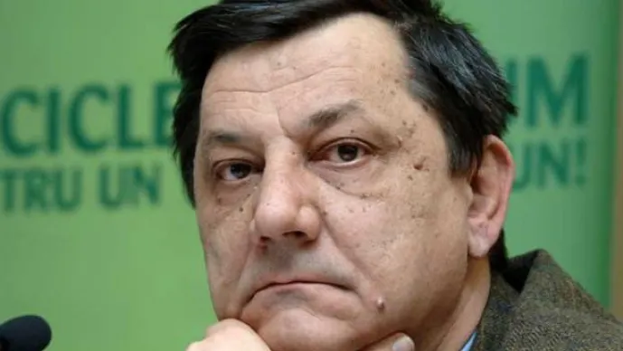 Alin Teodorescu: Toate acuzațiile de blat între politicieni sunt doar spectacol politic
