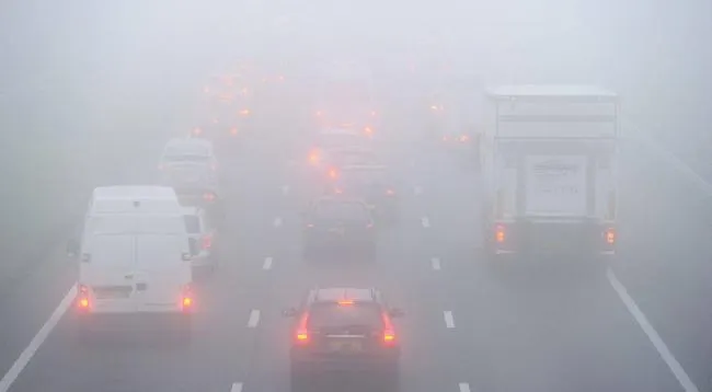ATENŢIONARE METEO: COD GALBEN DE CEAŢĂ în mai multe judeţe, inclusiv pe autostrăzi