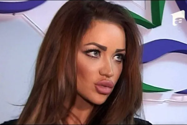 BIANCA DRĂGUŞANU, replică HALUCINANTĂ pentru fani: "La cină servesc aceşti pantofi"