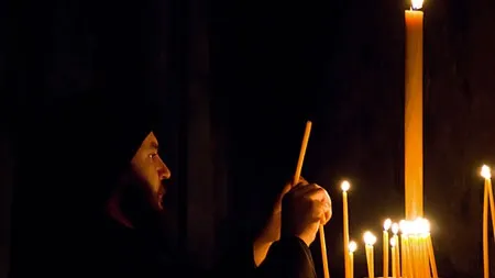 A murit acum câteva ore