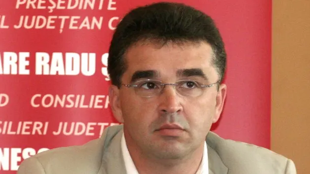Oprișan: Separarea funcțiilor administrative de cele politice să se facă până la vârful partidului