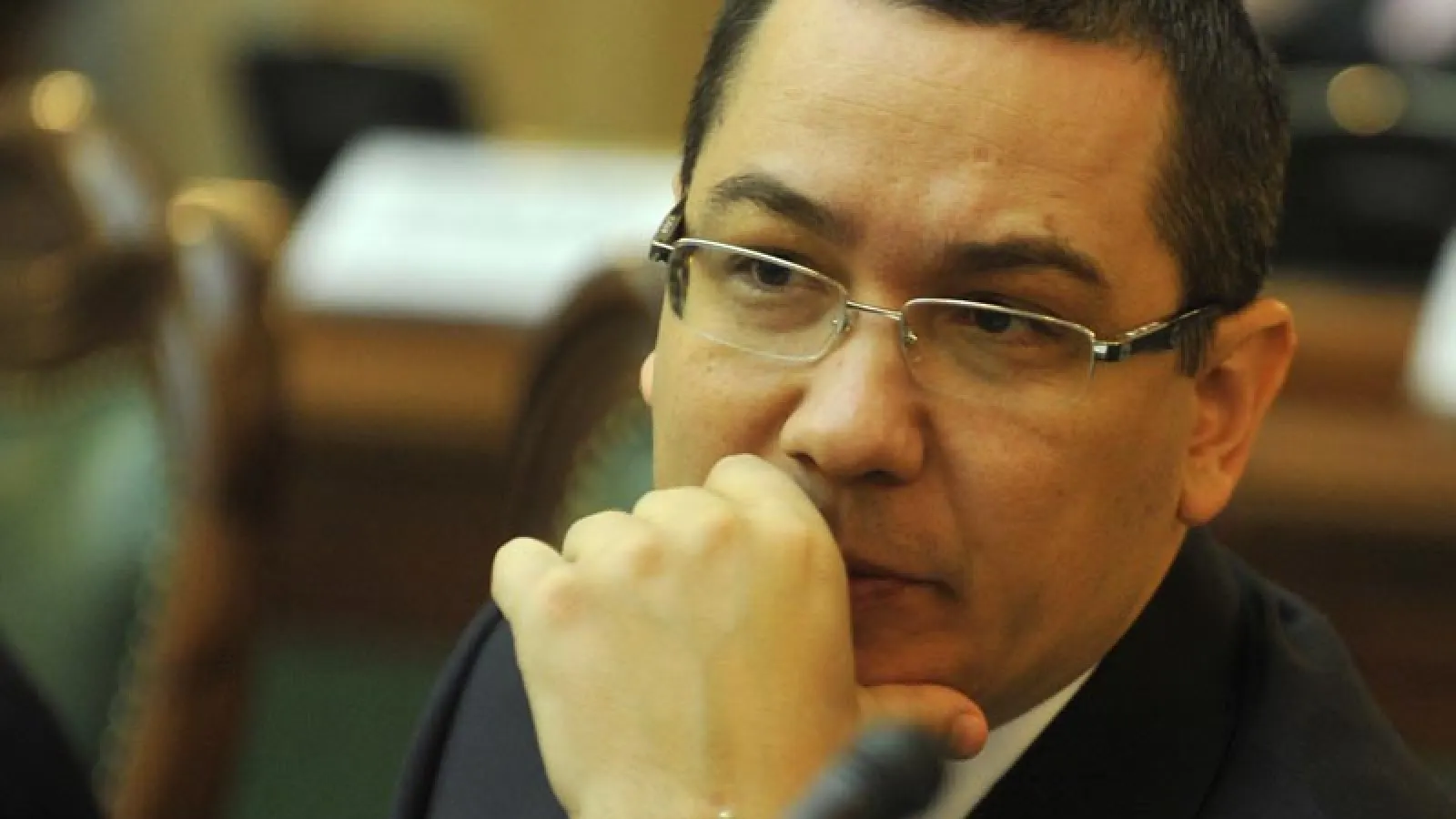 Ponta, AVERTISMENT pentru parlamentari: Cine nu votează Guvernul va fi EXCLUS!