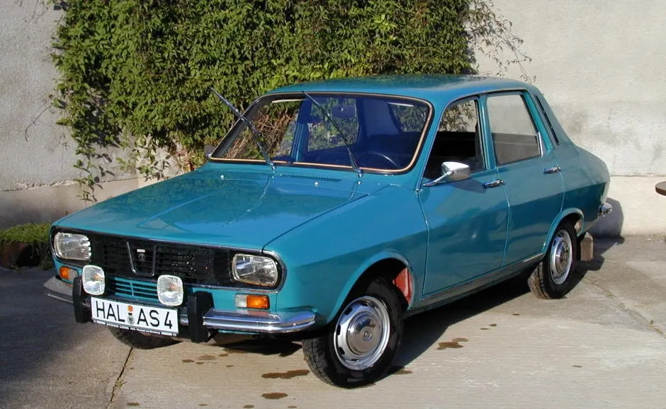 Dacia dă lovitură după lovitură în Marea Britanie. Colecționarii britanici "se bat" pe vechea Dacia