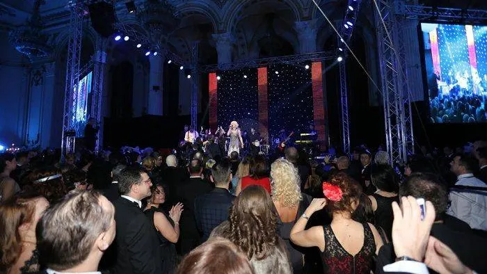 Revelion 2015. Palatul Parlamentului va găzdui, din nou, marea petrecere dintre ani
