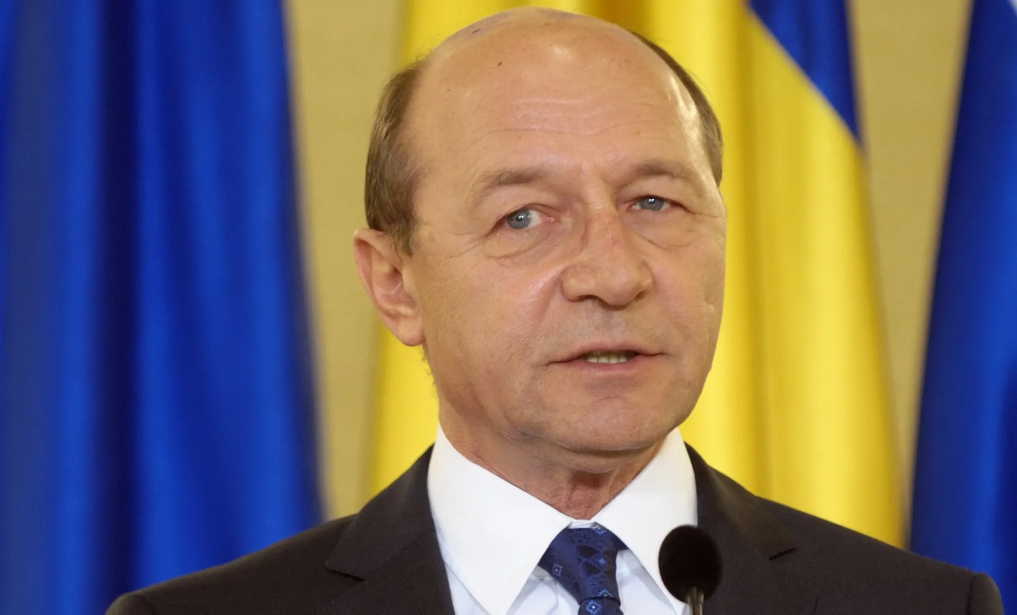 Băsescu: Nu putem să trecem prin furtuna schimbărilor contemporane daca nu redescoperim patriostimul