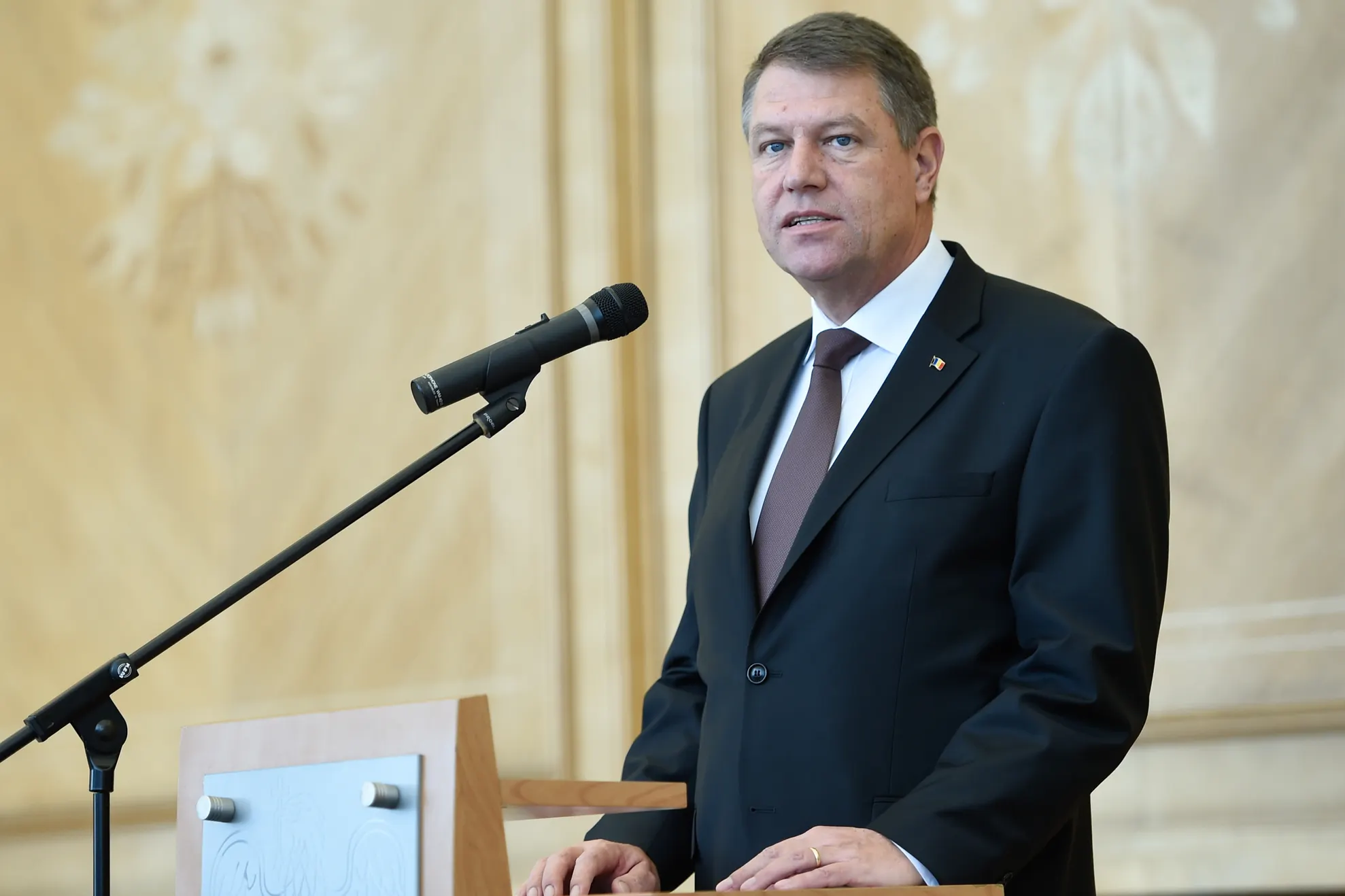 KLAUS IOHANNIS a câștigat procesul cu ANI: Nu a fost în incompatibilitate. Decizie definitivă